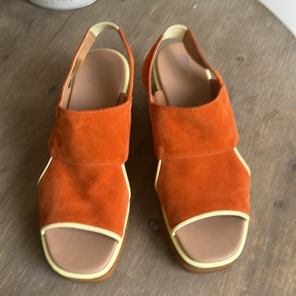 Sorel Joanie III Desert Sun Suede Wedge Platform Comfort Sling Back Sandals - Picture 9 of 17